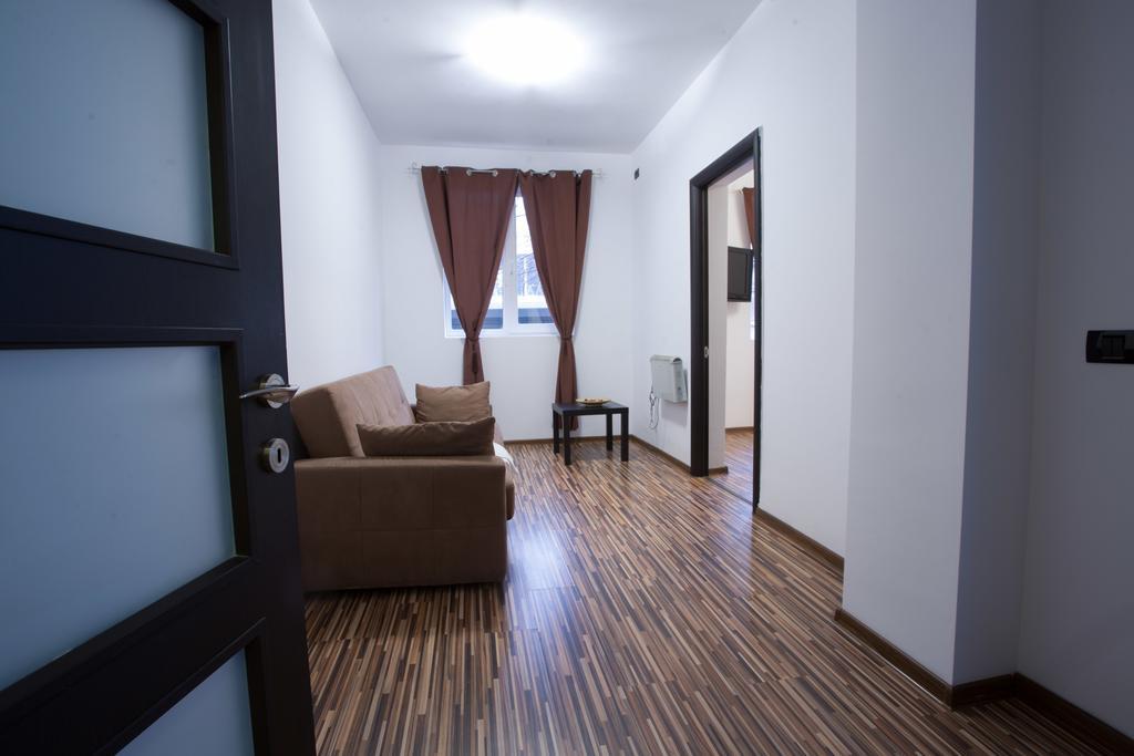 La Vila Maria Bucharest Exterior photo